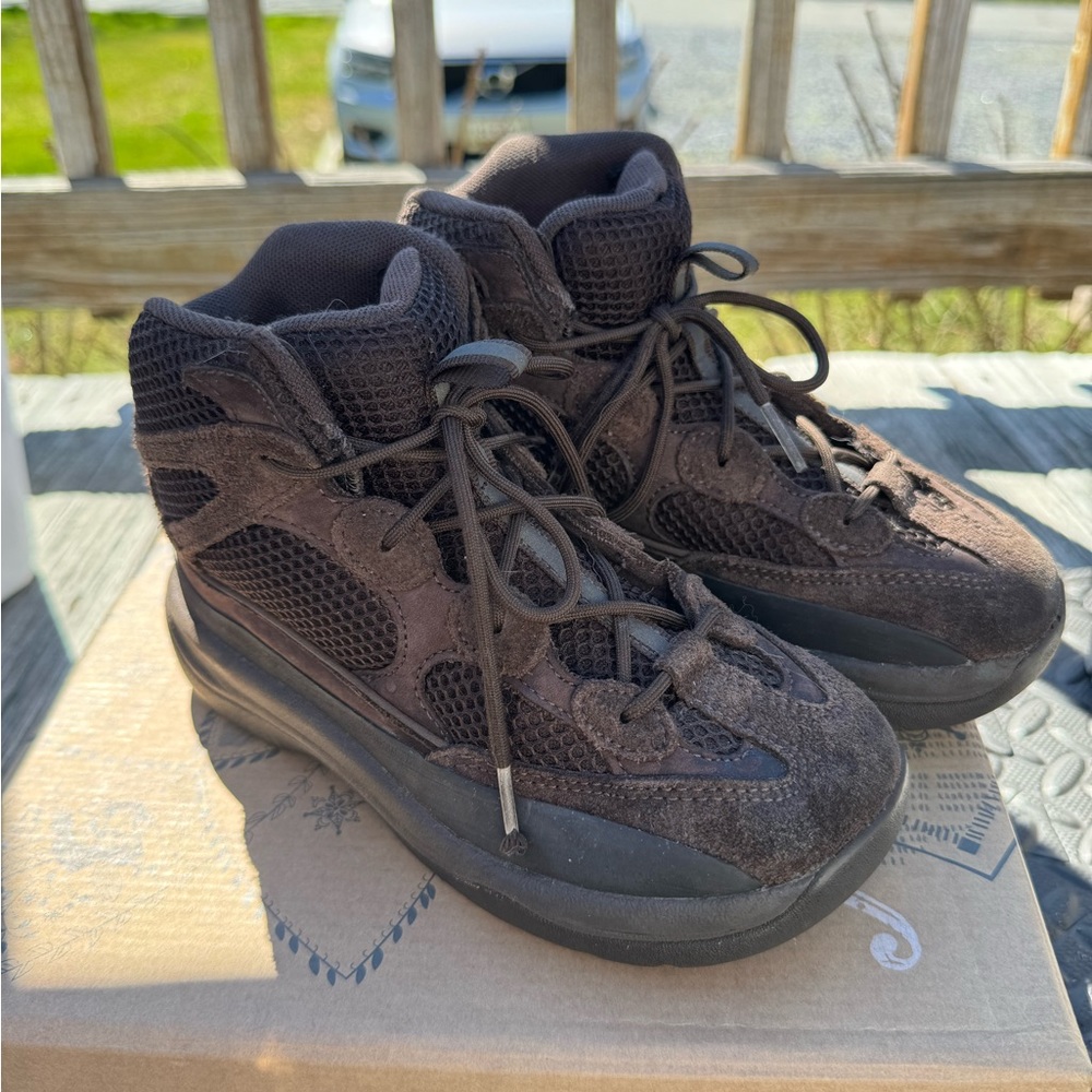 Yeezy Desert Boot (Oil) Youth